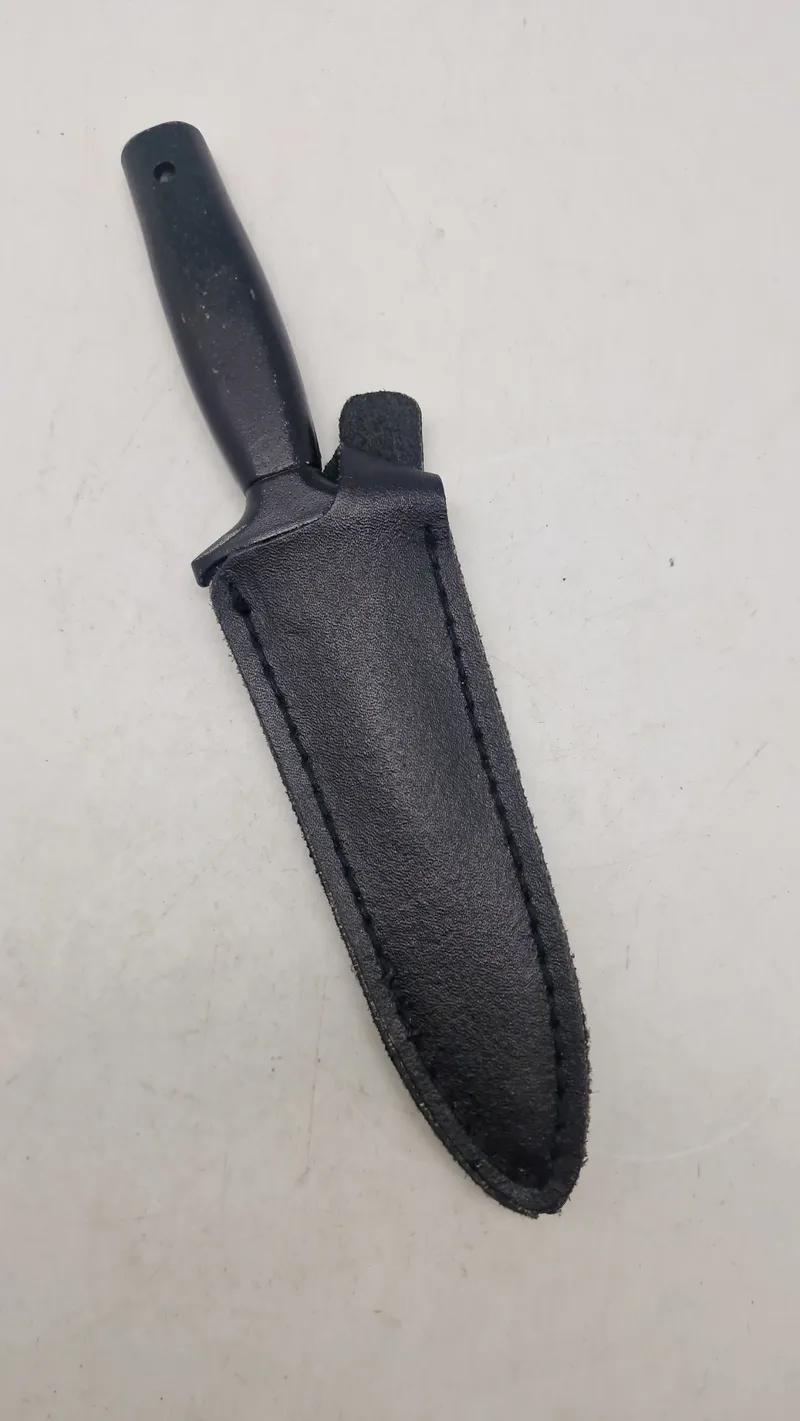 Veludført Herbertz kniv med skede