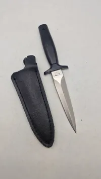 Veludført Herbertz kniv med skede