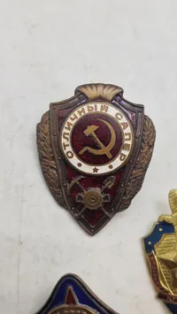 Originale russiske pins