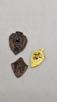 Originale russiske pins