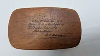 Original æske lavet af træ fra panserskibet “Peder Skram”