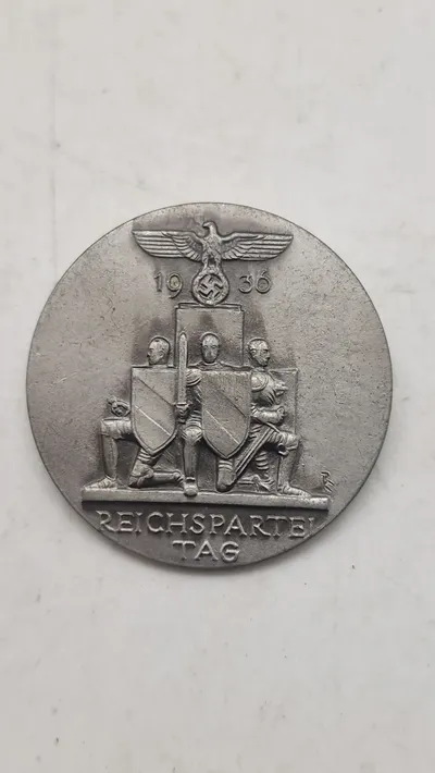 Original reichpartei tag 1936 badge