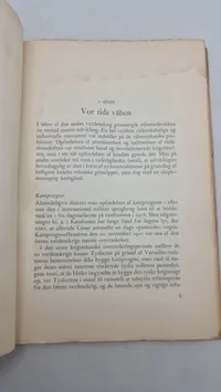 Samling militære lærebøger