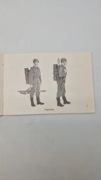 Samling militære lærebøger