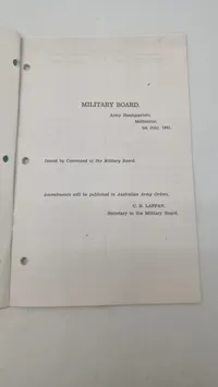 Samling militære lærebøger