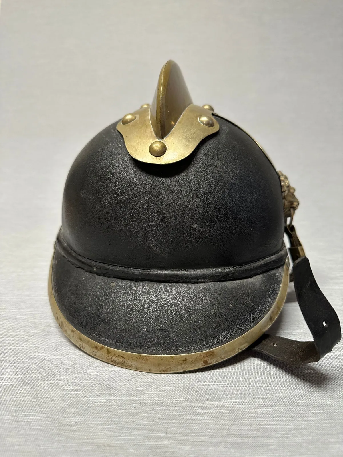 original 18 tals brandhjelm