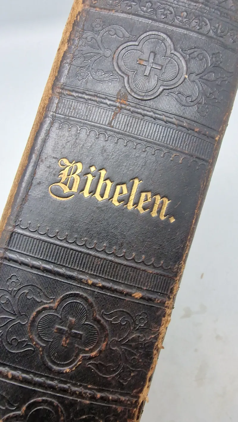 Ældre eks. af Biblen