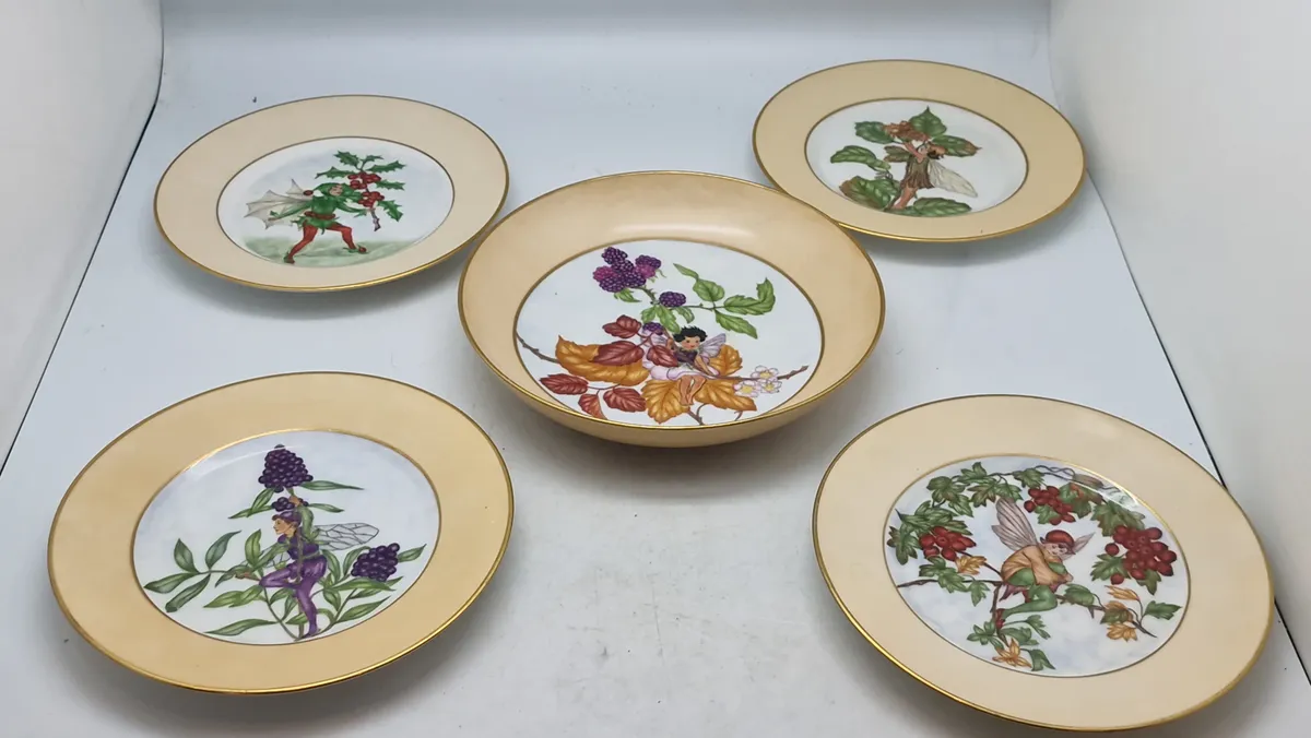 Samling royal Copenhagen tallerkener