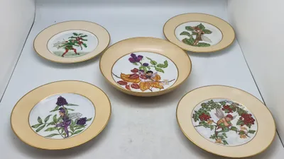 Samling royal Copenhagen tallerkener