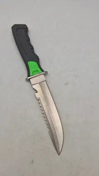 Dykkerkniv med skede
