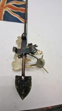 Original RAF souvenir lavet af nedskudte fly dele  fra majdagene 1945