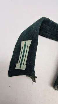 Original tysk uniforms del, skåret af ifbm krigsfangeskab