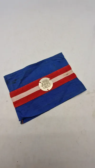 Originalt armbind fra den danske modstandsbevægelse