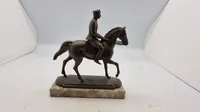 Original figur forstillende Kong Christian X til hest
