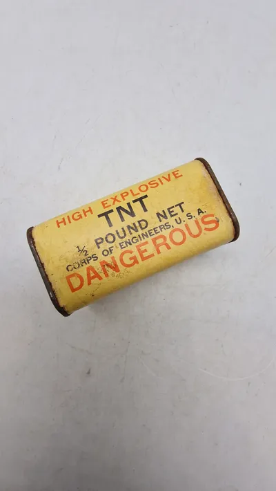Ekstremt sjælden original TNT blok fra ww2. Deaktiveret