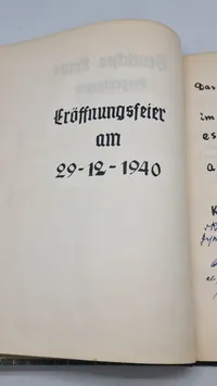 Gæstebogen fra Deutsches Haus, lavet i 500 eks.