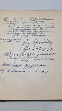 Gæstebogen fra Deutsches Haus, lavet i 500 eks.