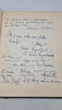 Gæstebogen fra Deutsches Haus, lavet i 500 eks.