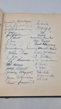 Gæstebogen fra Deutsches Haus, lavet i 500 eks.
