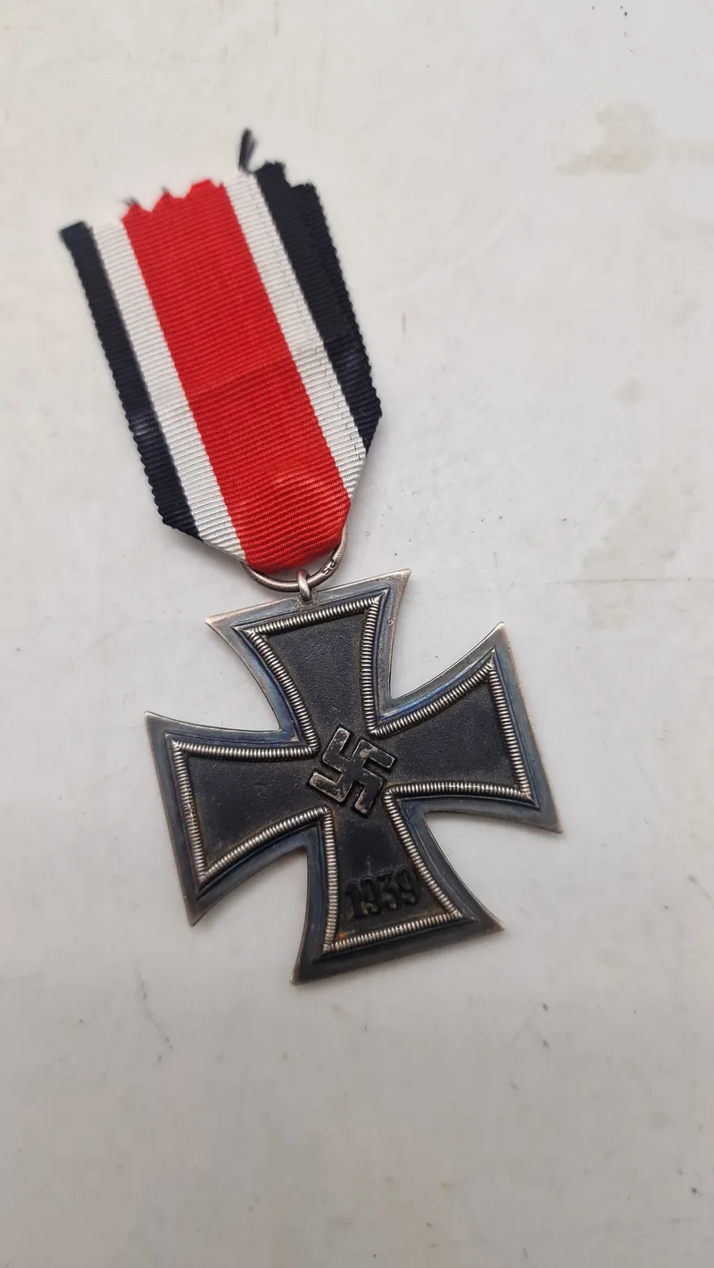 Originalt tysk Eisernes kreuz 2.kl, Hersteller 25 - Arbeitsgemeinschaft der Graveur-, Gold- und Silberschmiedeinnungen