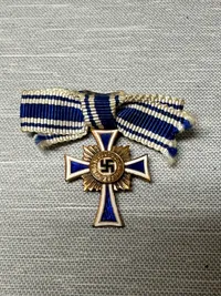 Original miniture moderkors WW2