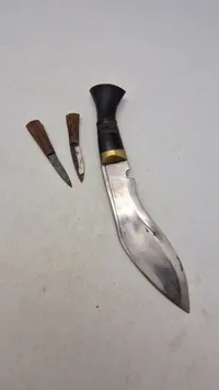 To stk kukri blankvåben