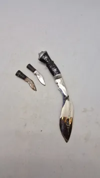 To stk kukri blankvåben