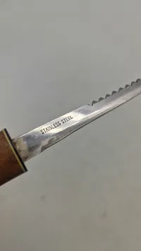 Veludført papirkniv katana form