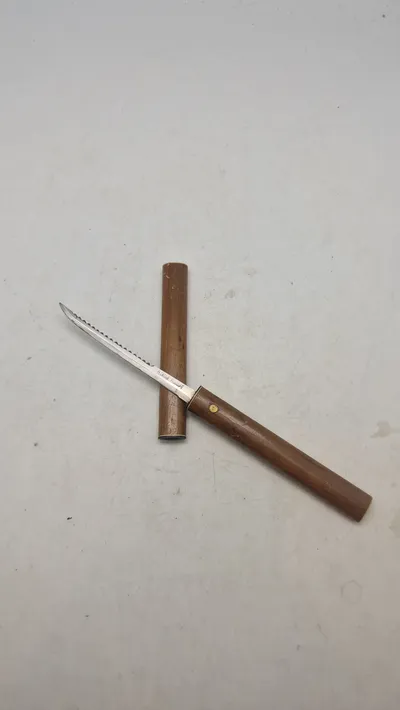 Veludført papirkniv katana form
