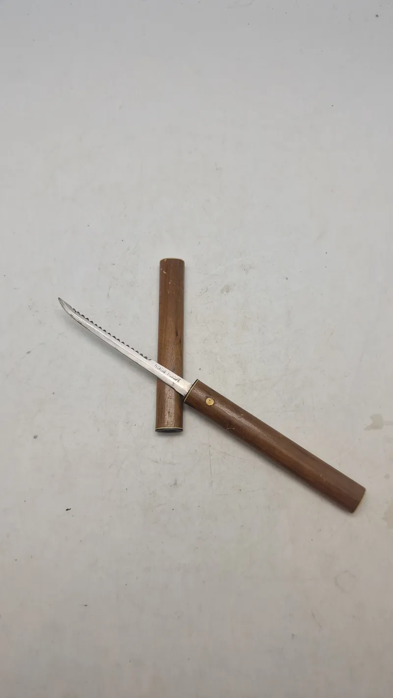 Veludført papirkniv katana form