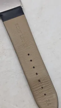 Originalt Omega Genève Tank manuelt optræk ur med sort urskive, holder tiden perfekt