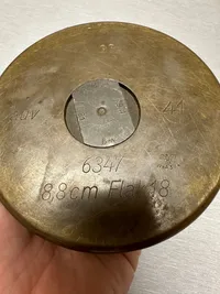 Originalt Tysk WW2 skyttegravskunst 88mm og 20 mm