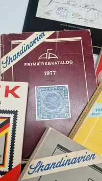 Samling frimærke og mønt hæfter