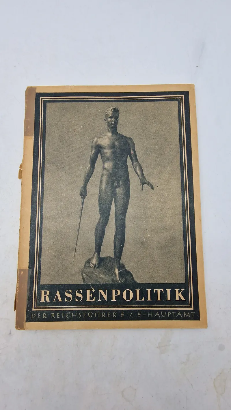 Originalt SS hæfte: “Rassenpolitik“