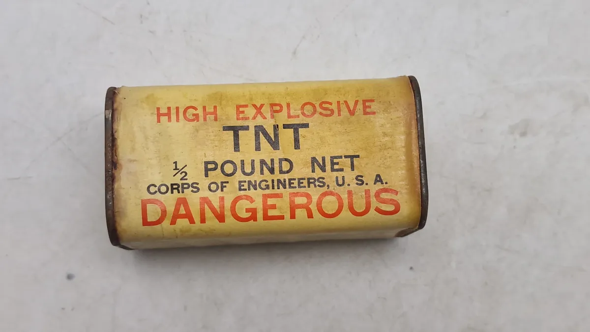 Ekstremt sjælden originalt TNT blok fra ww2. Deaktiveret