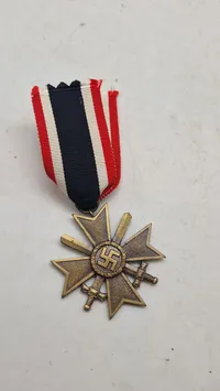 Originalt Kriegsverdienstkreuz (KVK) mit Schwerter
