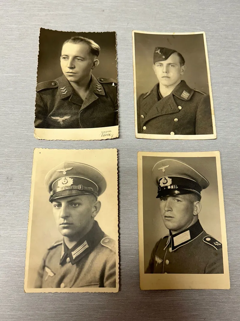 Originale Tyske WW2 portrætfotos i A5 størrelse ( Postkort størrelse )