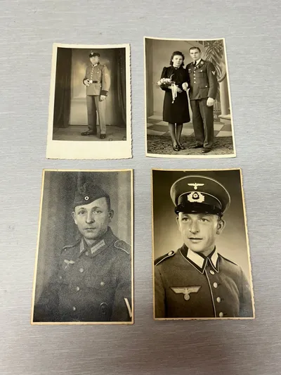 Originale Tyske WW2 portrætfotos i A5 størrelse ( Postkort størrelse )