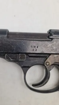 Replika af Walther P38
