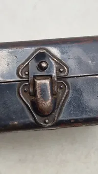 Tysk WW2 Bosch metalæske til køretøjs pærer