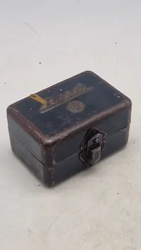 Tysk WW2 Bosch metalæske til køretøjs pærer