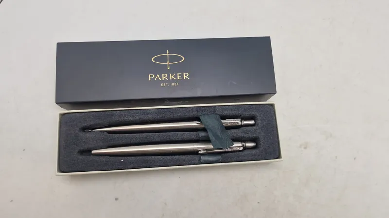 Ubrugt parker sæt