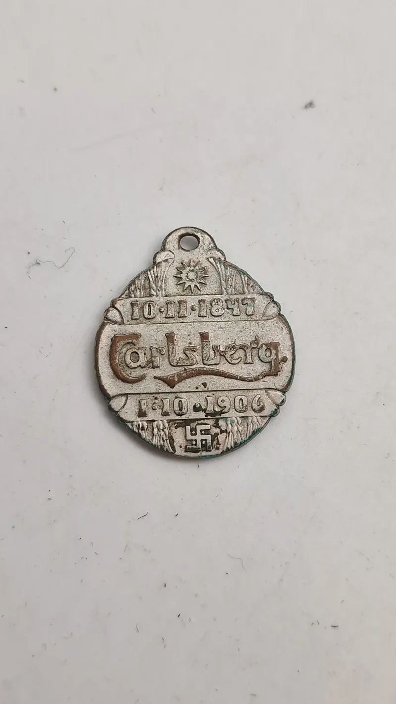 Carlsberg medalje 1906 med Hagekors