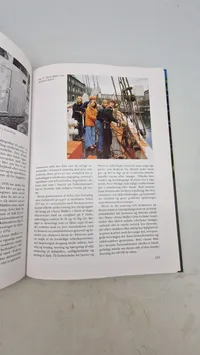 Bøger : Fund og forskning 1958/59 - Camuflerede illegale tryk - Fund og forskning 1965 : Falske illegale tryk under besættelsen.