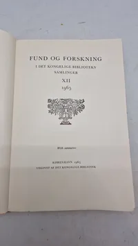 Bøger : Fund og forskning 1958/59 - Camuflerede illegale tryk - Fund og forskning 1965 : Falske illegale tryk under besættelsen.