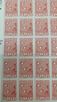 frimærker - 3 helark- med tillægsværdi i forbindelse med besættelsen