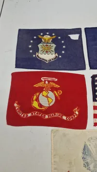 5 små silke-bordflag US-Marine korps - hær - flåde - flyvevåben - 1 defekt