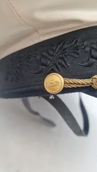 Original dansk politi kasket med regnslag