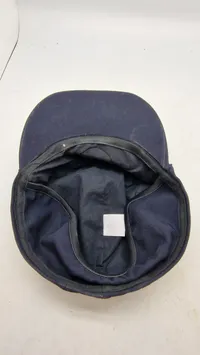Original M/95 kasket fra det danske politi