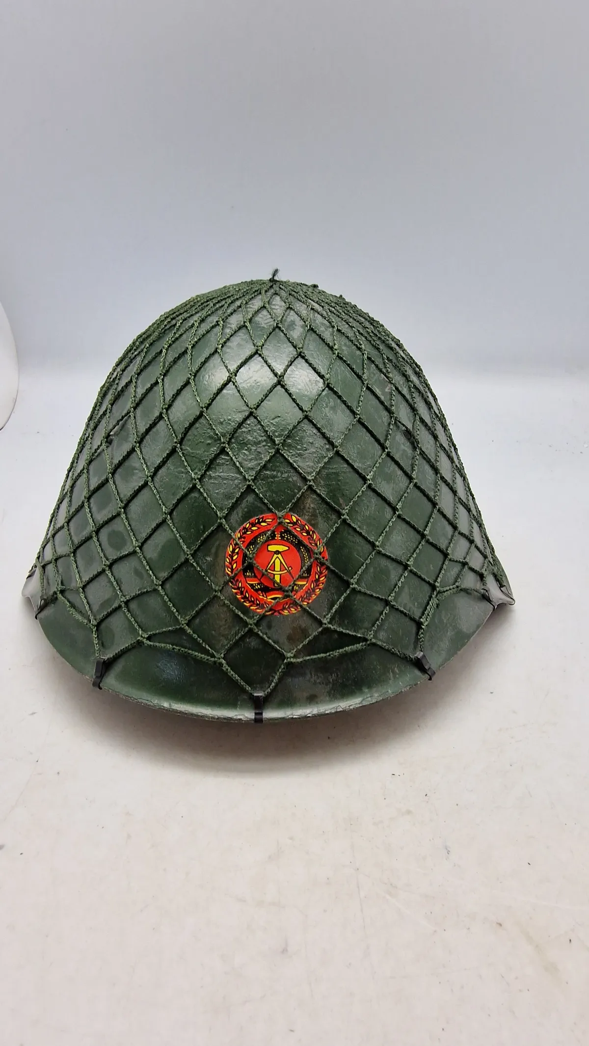 Original DDR M/56 hjelm